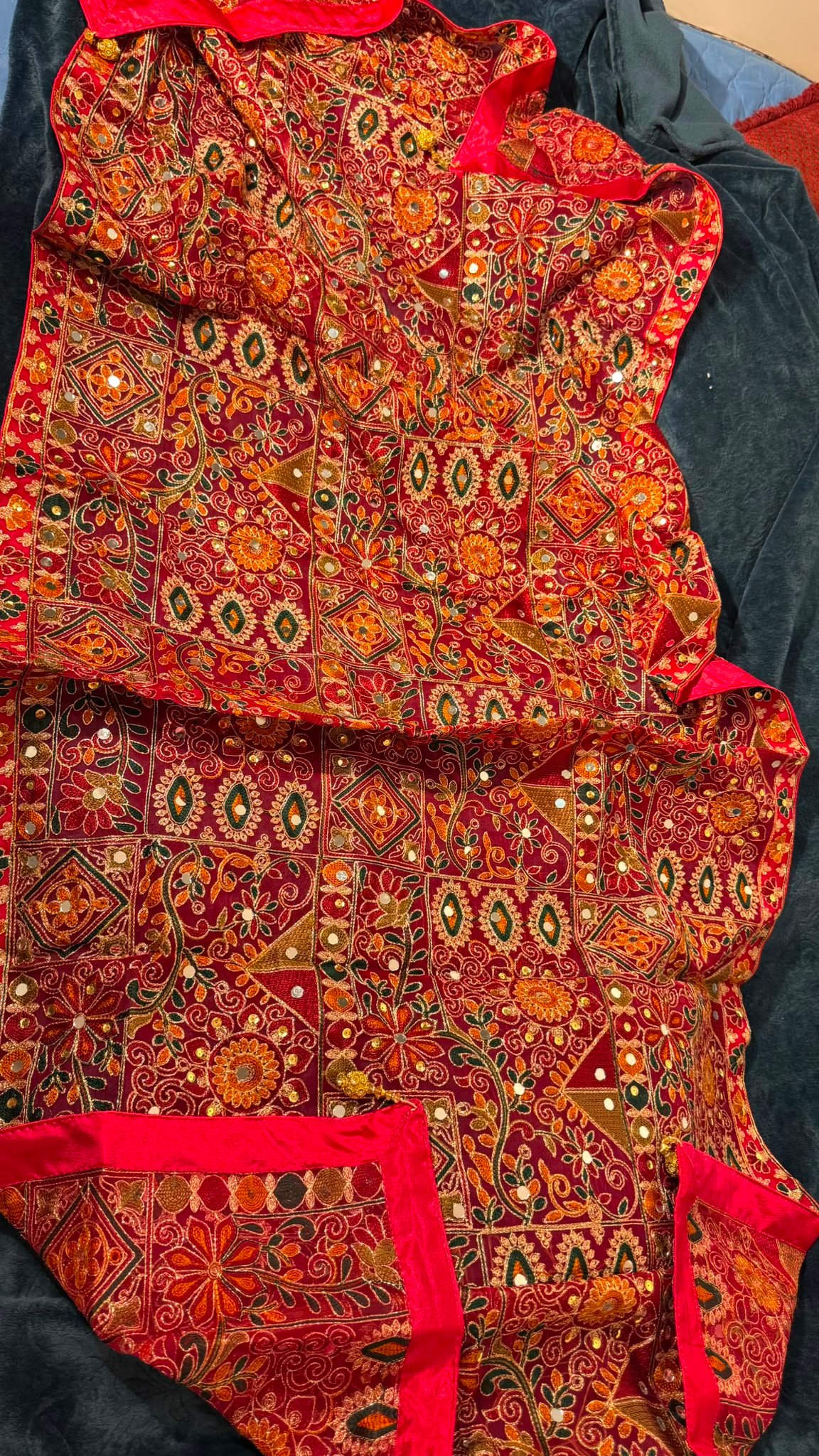 Manadala Red Organza Bakhtawar style dupatta - Image 2
