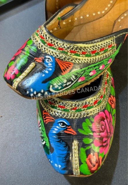 Hand-Painted Truck Art Peacock & Floral Khussa - Image 2