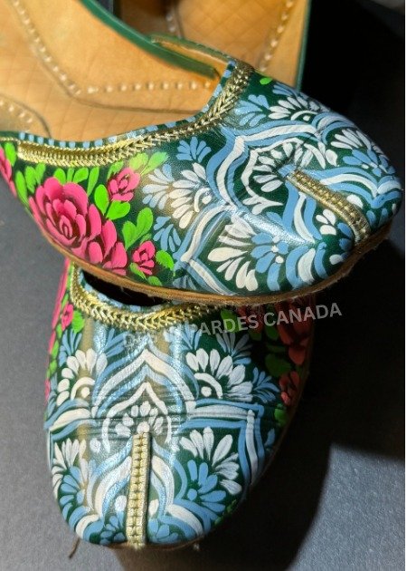 Hand-Painted Truck Art Floral Khussa 26