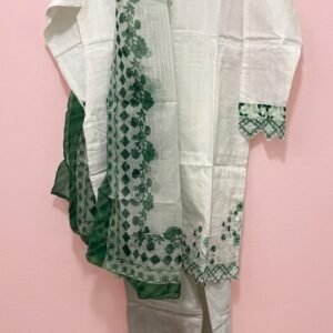 Dimond Border Green and White 3 Pc Ladies Suite